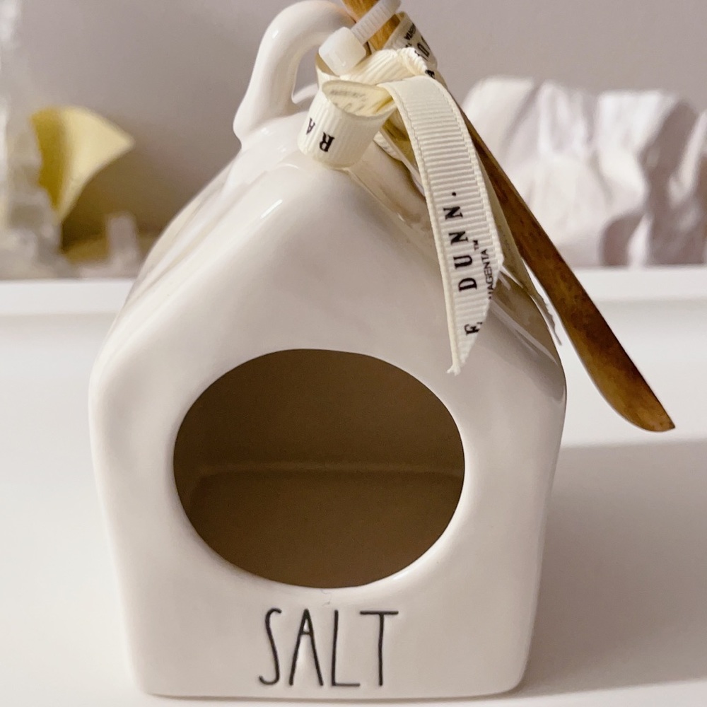 New Rae Dunn Salt Pig